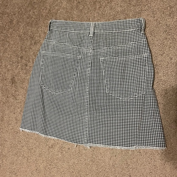 Zara‎ gingham black and white mini skirt size XS - Picture 4 of 7